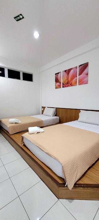 Api-Api Guesthouse Kota Kinabalu Exterior photo